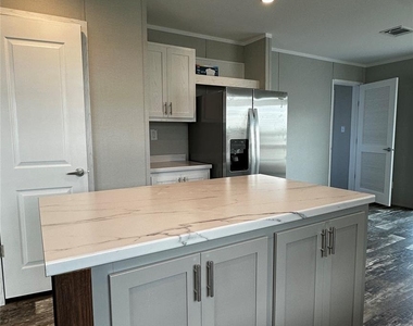 136 Caliza Dr - Photo Thumbnail 8