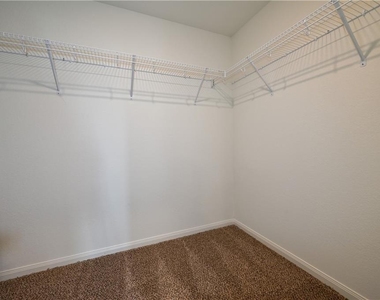 252 Mount Vernon Way - Photo Thumbnail 22