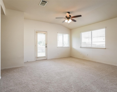 813 Middle Brook Dr - Photo Thumbnail 1
