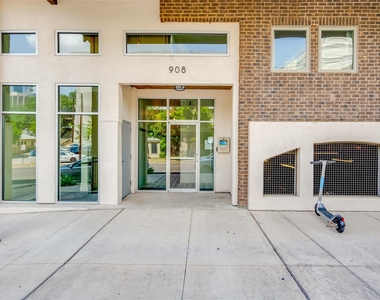 908 Nueces St - Photo Thumbnail 32