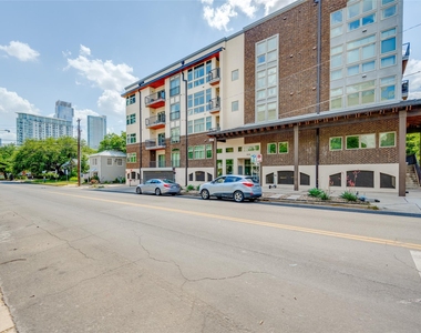 908 Nueces St - Photo Thumbnail 37