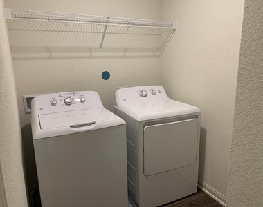 217 Denson Ln - Photo Thumbnail 11