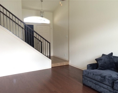2021 Nestlewood Dr - Photo Thumbnail 5