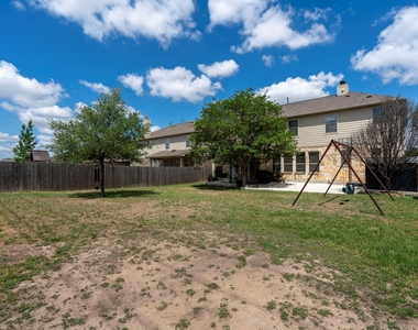 227 Sandstone Trl - Photo Thumbnail 25