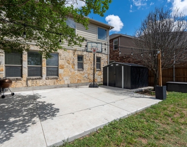 227 Sandstone Trl - Photo Thumbnail 26