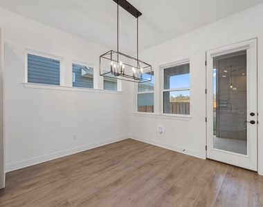 5902 Rangeland Rd - Photo Thumbnail 11