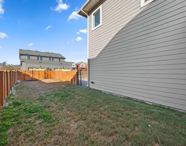 5902 Rangeland Rd - Photo Thumbnail 32