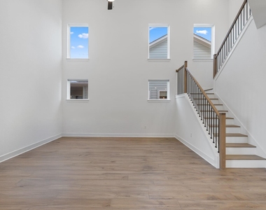5902 Rangeland Rd - Photo Thumbnail 6