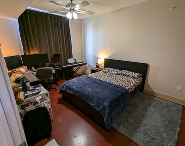 3016 Guadalupe St - Photo Thumbnail 1