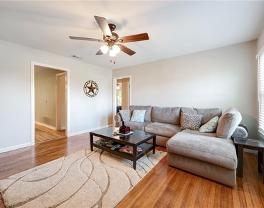 7815 Hardy Dr - Photo Thumbnail 1