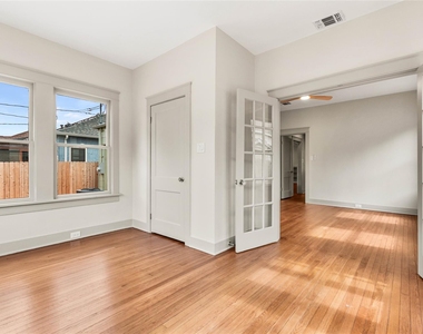 1914 W Magnolia Ave - Photo Thumbnail 25