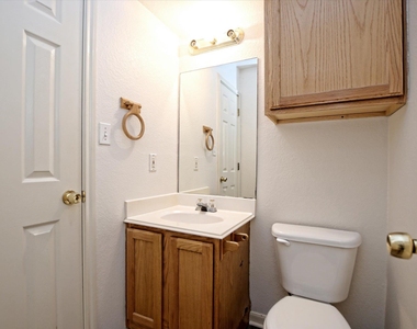 101 S Mockingbird Cir - Photo Thumbnail 13