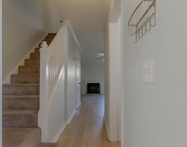 360 14th Avenue S - Photo Thumbnail 16