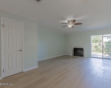 360 14th Avenue S - Photo Thumbnail 6