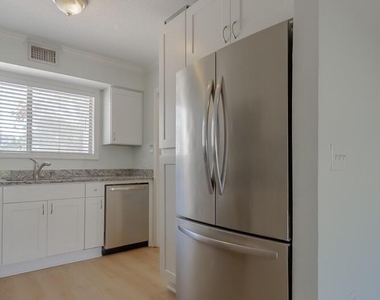 360 14th Avenue S - Photo Thumbnail 11