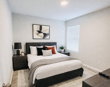 14416 Gossett Street - Photo Thumbnail 5