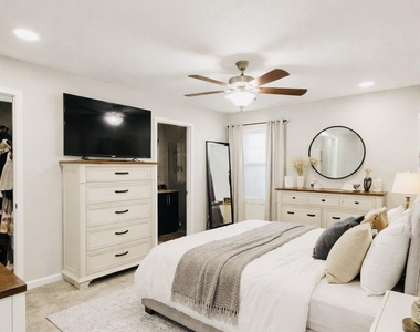 14416 Gossett Street - Photo Thumbnail 7