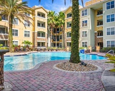 8539 Gate Parkway W - Photo Thumbnail 31