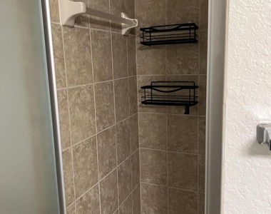 8539 Gate Parkway W - Photo Thumbnail 21