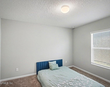 4948 Big Pine Drive - Photo Thumbnail 9