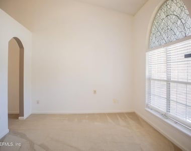 2034 Belhaven Drive - Photo Thumbnail 3