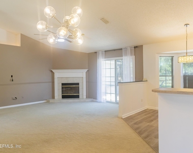 2034 Belhaven Drive - Photo Thumbnail 4