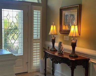 233 Marshside Drive - Photo Thumbnail 5
