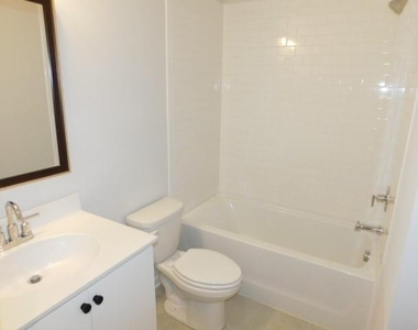 139 Pacer Place - Photo Thumbnail 6