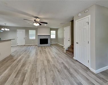 4956 W Ridge Drive - Photo Thumbnail 1