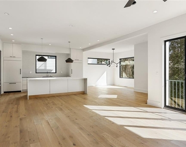 2985 Lookout Place Ne - Photo Thumbnail 10