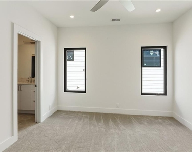 2985 Lookout Place Ne - Photo Thumbnail 30