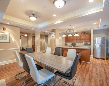 3275 Ne Lenox Road Ne - Photo Thumbnail 20