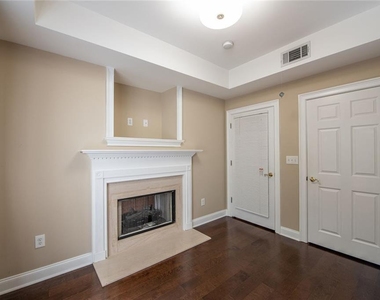 3275 Ne Lenox Road Ne - Photo Thumbnail 16