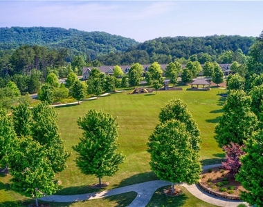 114 Cherokee Drive S - Photo Thumbnail 58