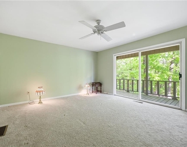114 Cherokee Drive S - Photo Thumbnail 29