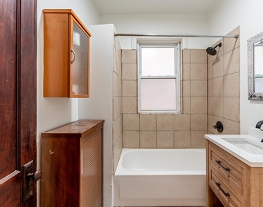 4938 W Monroe Street - Photo Thumbnail 4