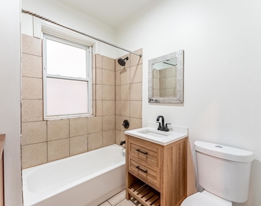 4938 W Monroe Street - Photo Thumbnail 5