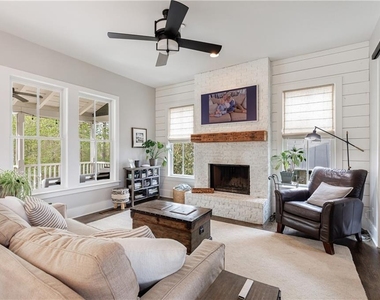 1000 Loliver Lane - Photo Thumbnail 9