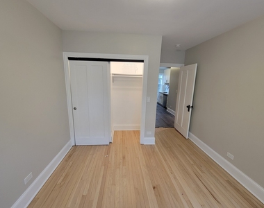 6430 N Richmond Street - Photo Thumbnail 11