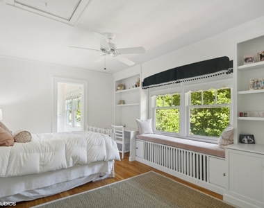 645 N Park Boulevard - Photo Thumbnail 14