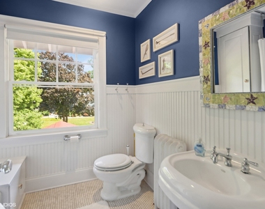 645 N Park Boulevard - Photo Thumbnail 19