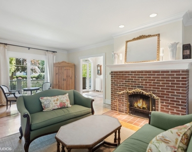 645 N Park Boulevard - Photo Thumbnail 7