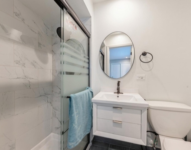 856 E Capri Drive - Photo Thumbnail 9