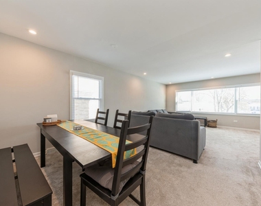 856 E Capri Drive - Photo Thumbnail 4