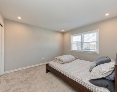 856 E Capri Drive - Photo Thumbnail 8