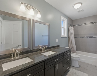 1828 W Berenice Avenue - Photo Thumbnail 8