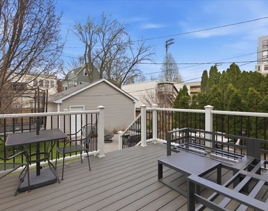 1828 W Berenice Avenue - Photo Thumbnail 19