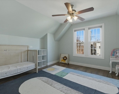1828 W Berenice Avenue - Photo Thumbnail 9