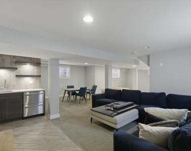 1828 W Berenice Avenue - Photo Thumbnail 12