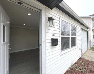 206 Raupp Boulevard - Photo Thumbnail 1